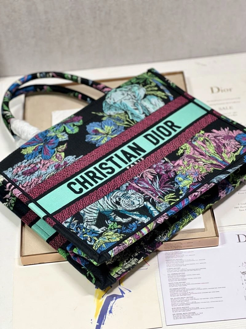 Christian Dior Shopping Bags Sleek 76181