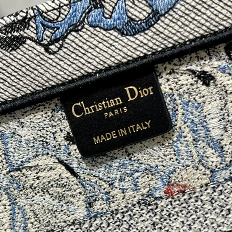 Sustainable Christian Dior Shopping Bags 75662