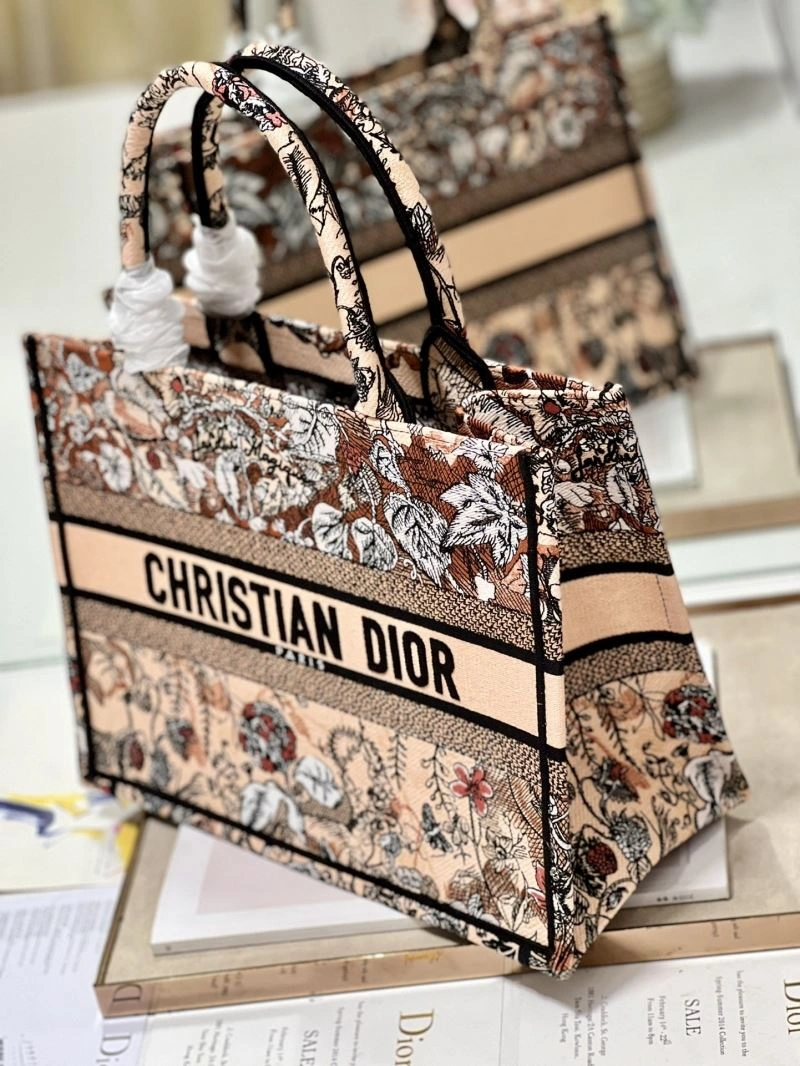 Cozy Christian Dior Shopping Bags 75665