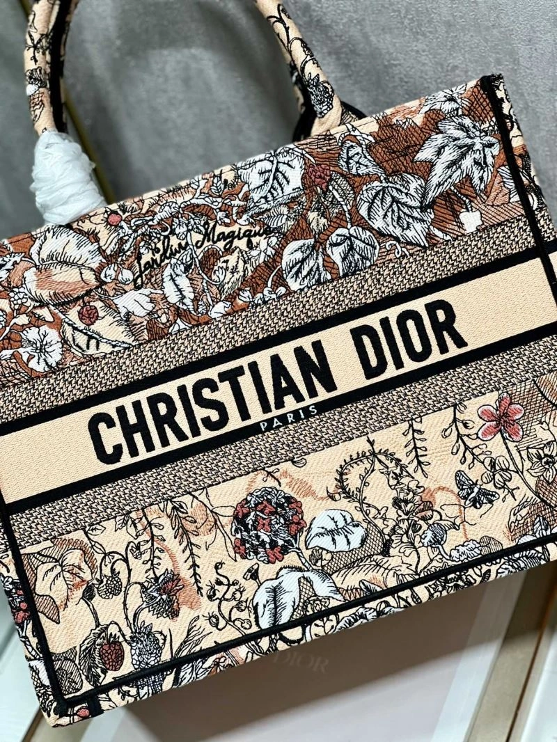 Cozy Christian Dior Shopping Bags 75665