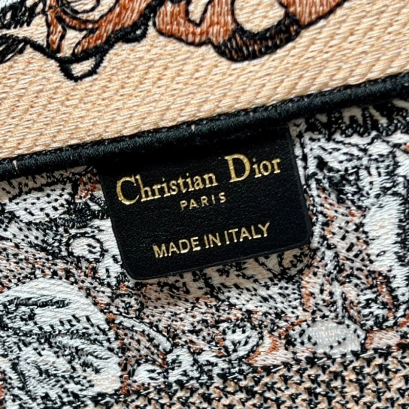 Cozy Christian Dior Shopping Bags 75665