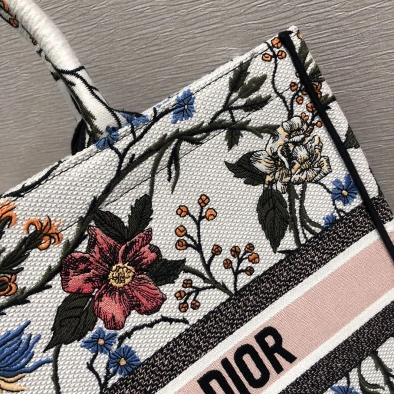 Snug Christian Dior Shopping Bags 75653