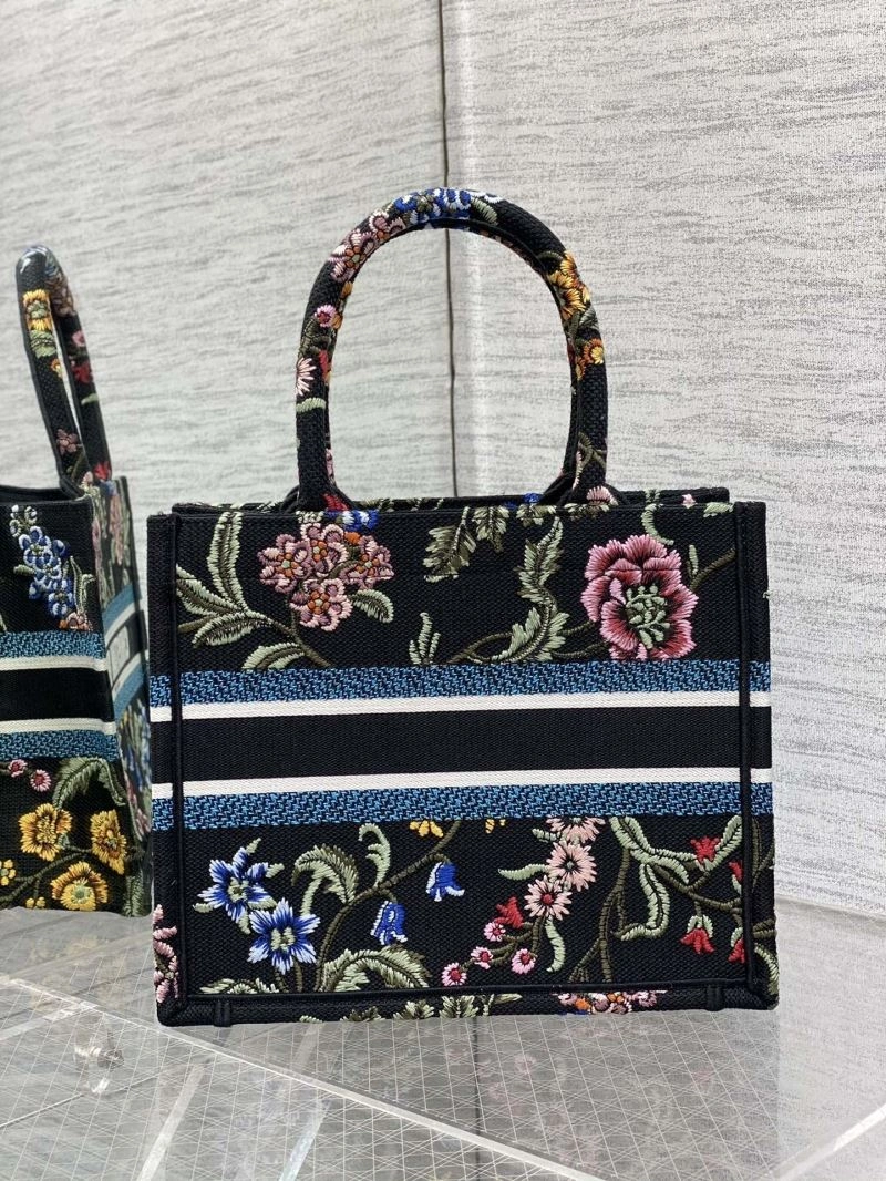 Chic Christian Dior Shopping Bags 75645