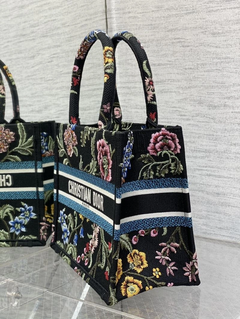 Chic Christian Dior Shopping Bags 75645