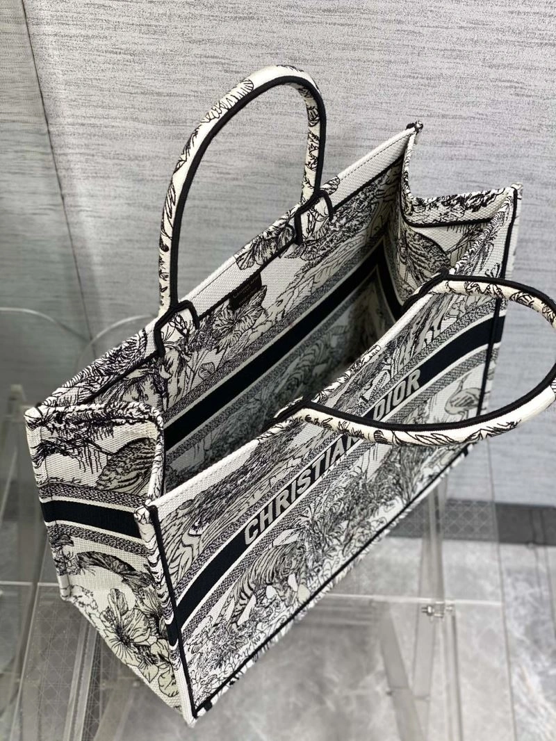 Versatile Christian Dior Shopping Bags 75647