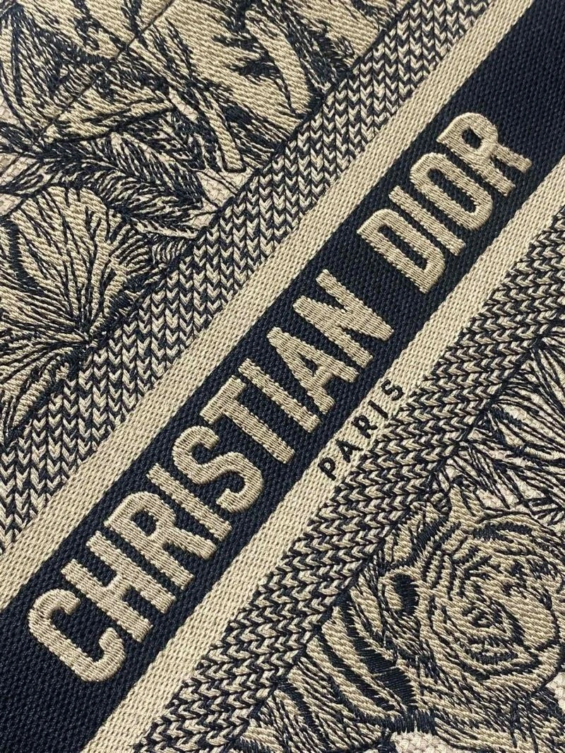 Flexible Christian Dior Shopping Bags 75629