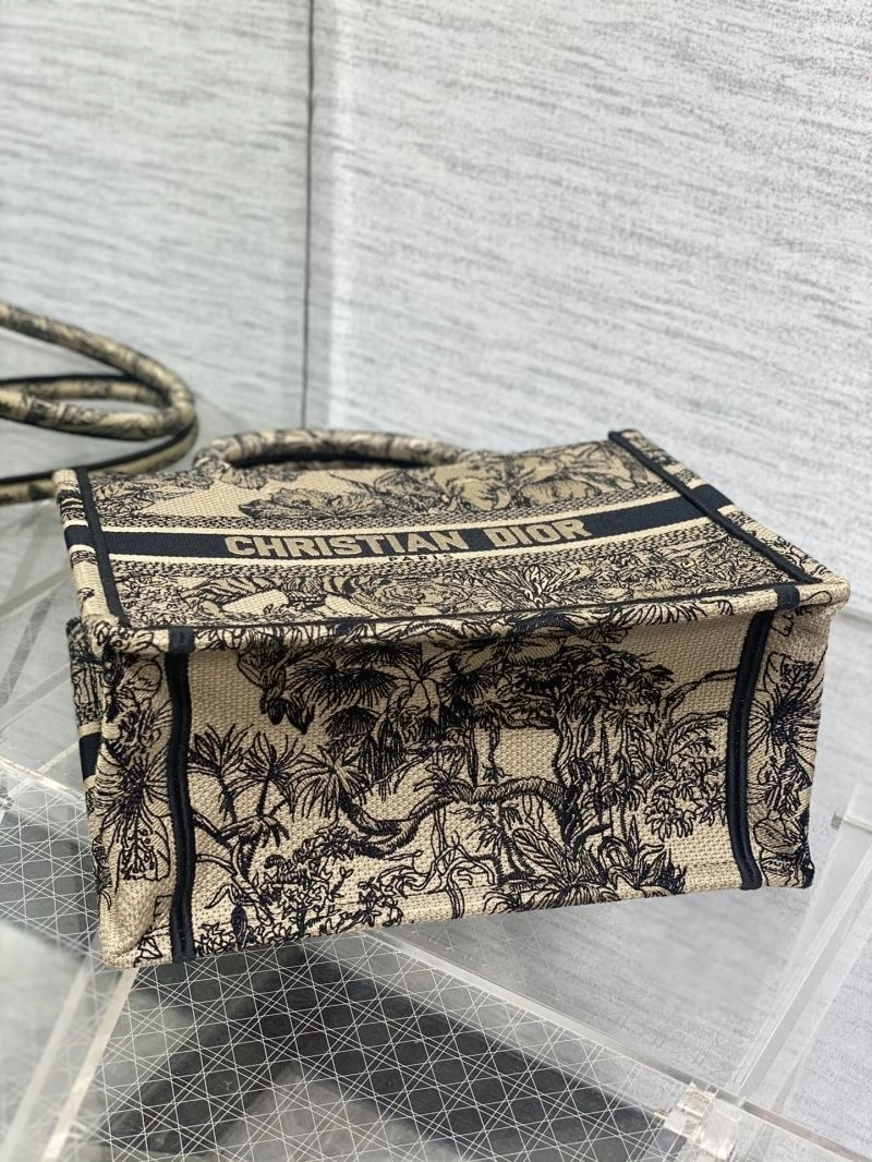 Flexible Christian Dior Shopping Bags 75629