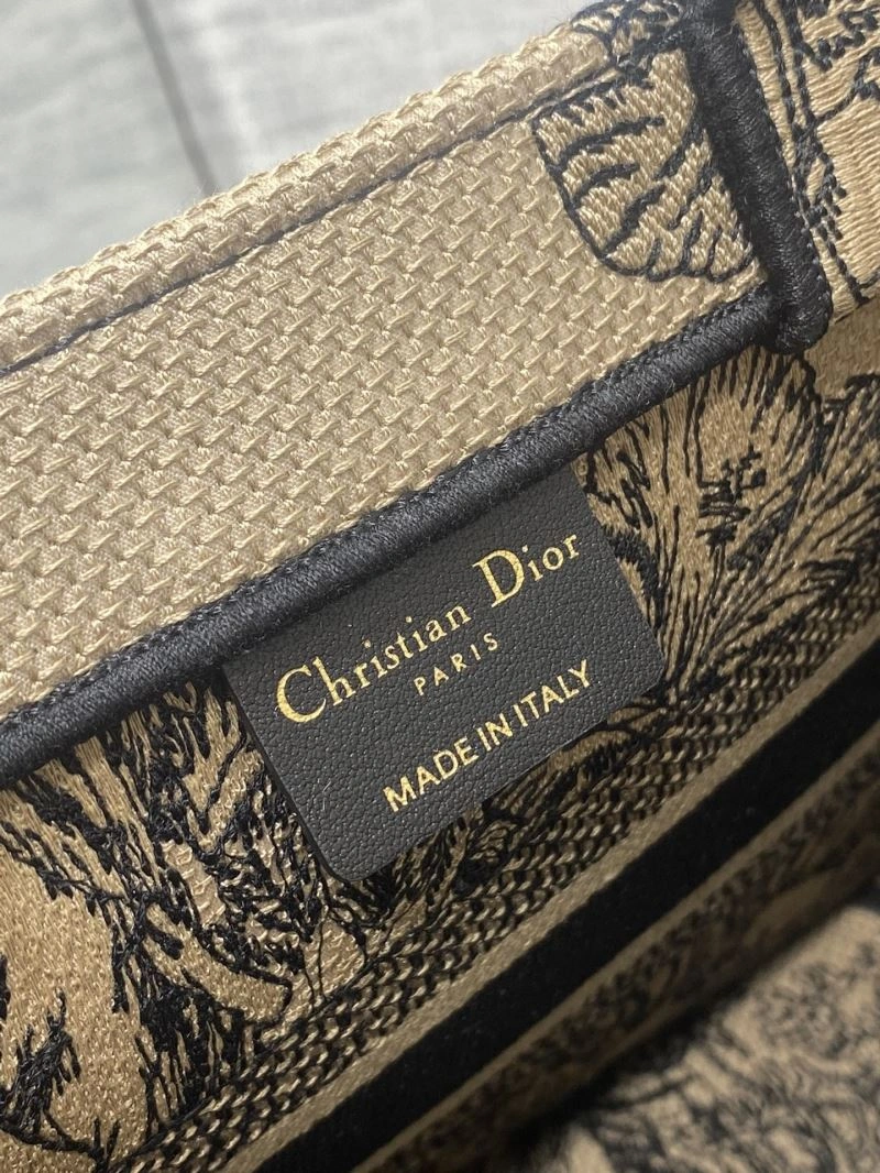 Flexible Christian Dior Shopping Bags 75629