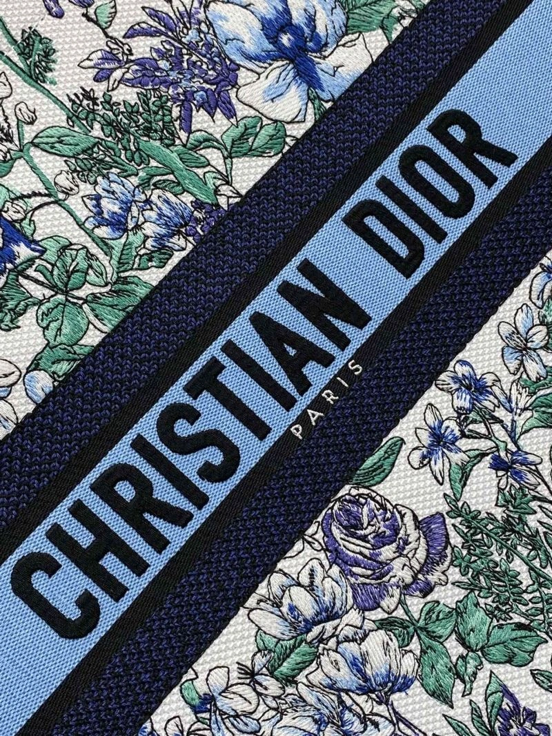 WrinkleFree Christian Dior Shopping Bags 75617