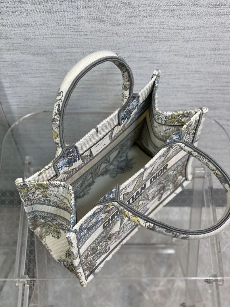 Casual Christian Dior Shopping Bags 75611