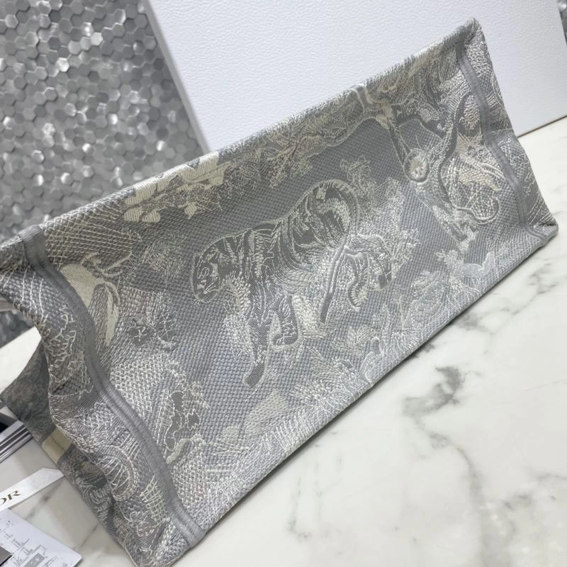 StreetReady Christian Dior Shopping Bags 75601
