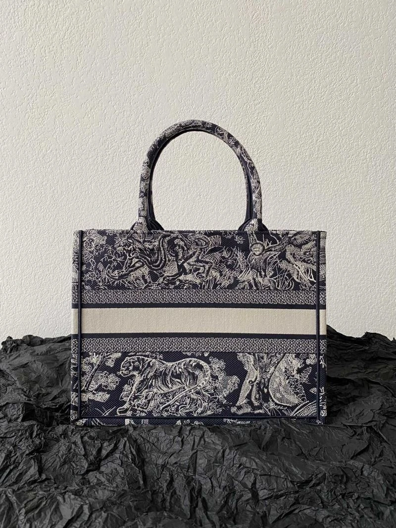 Chic Christian Dior Shopping Bags 75584