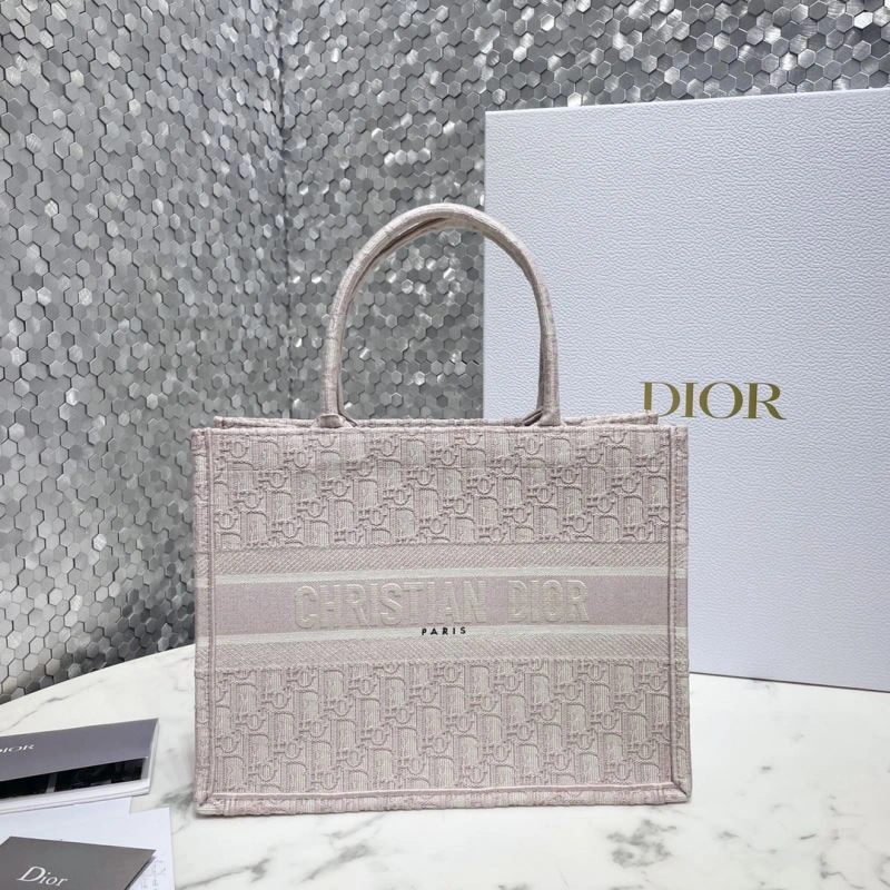 TechFriendly Christian Dior Shopping Bags 75580