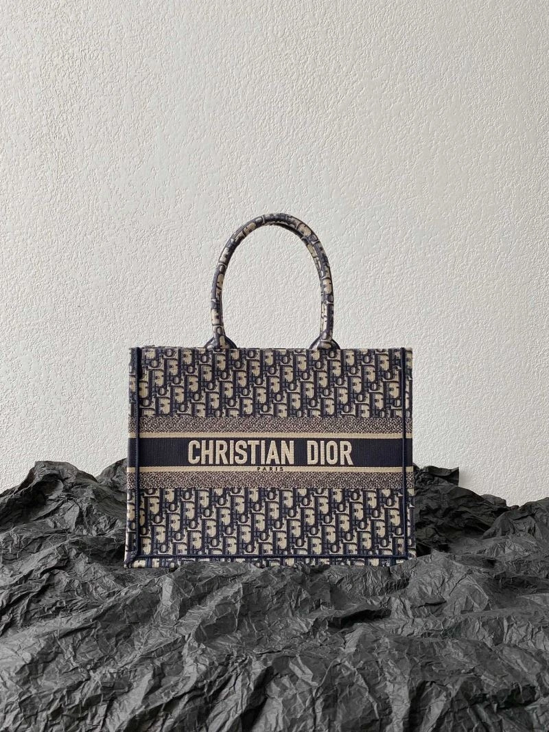 TravelReady Christian Dior Shopping Bags 75610