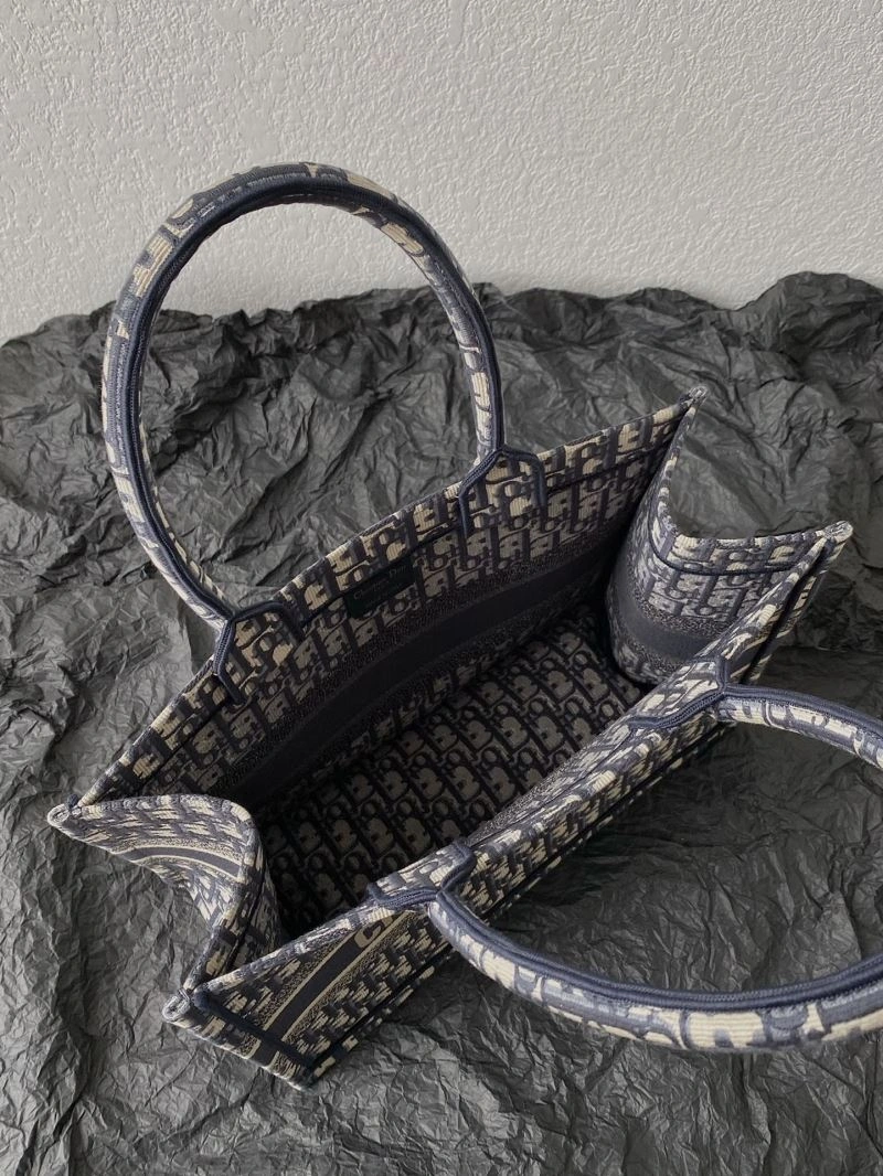 TravelReady Christian Dior Shopping Bags 75610