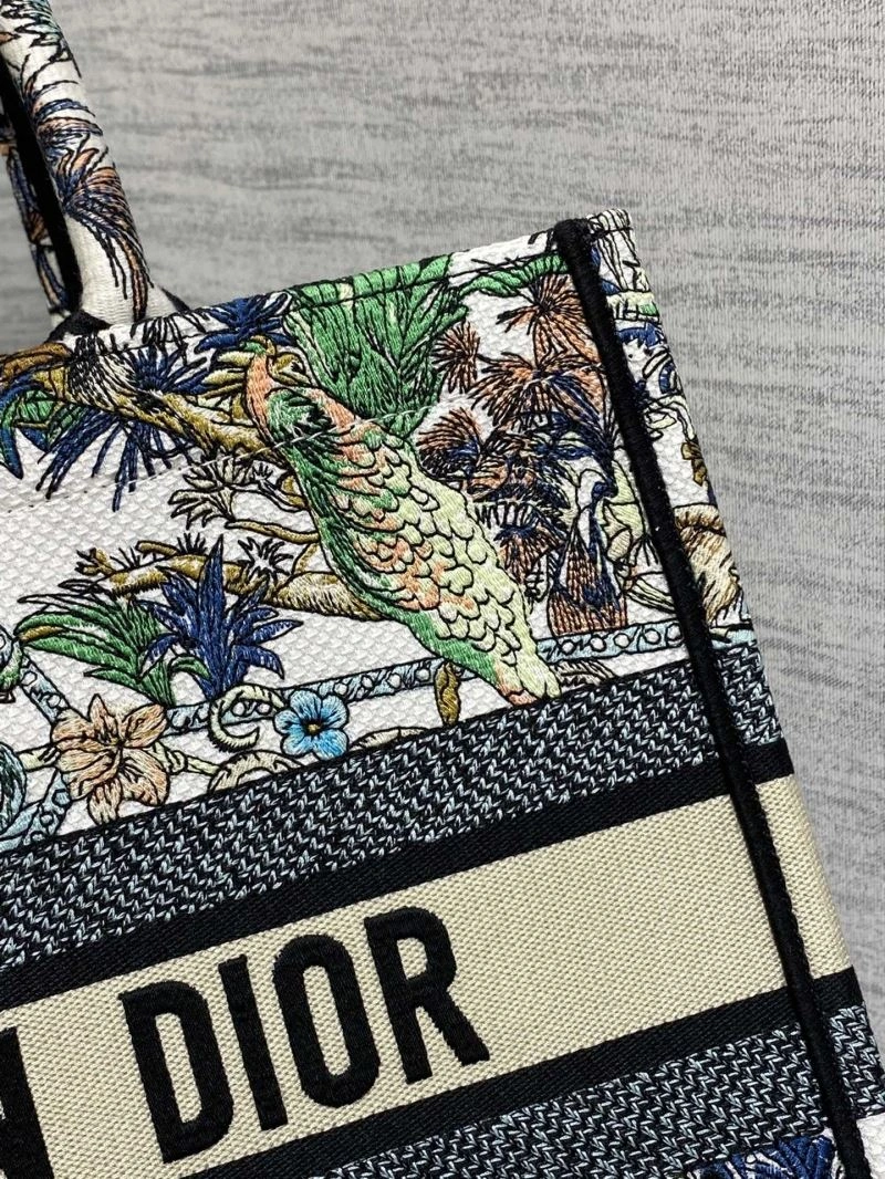 Christian Dior Shopping Bags Sleek 75597
