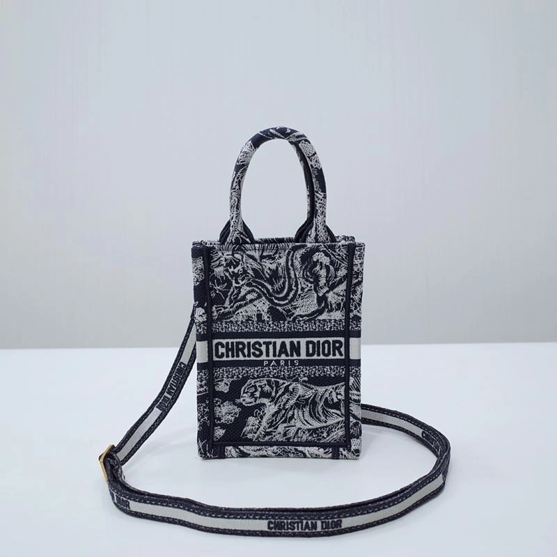 Chic Christian Dior Shopping Bags 75603