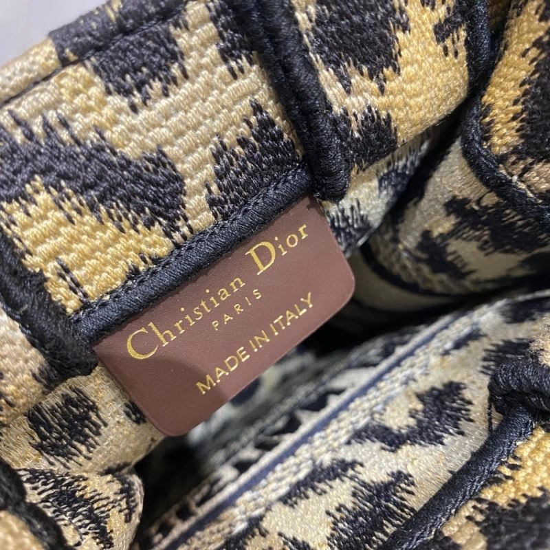 Tailored Christian Dior Shopping Bags 75607