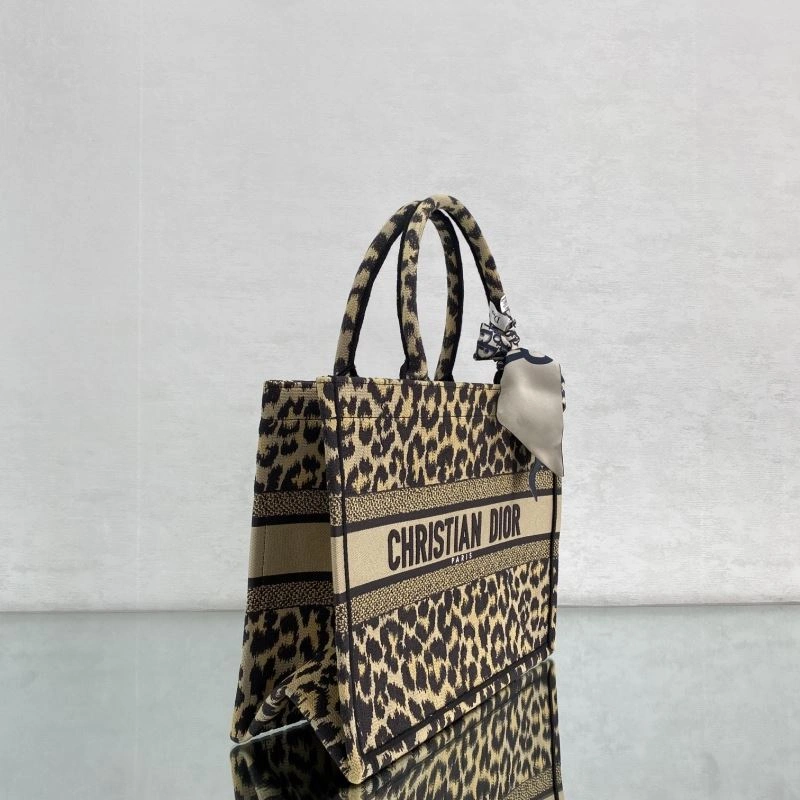 Christian Dior Shopping Bags Neat 75602