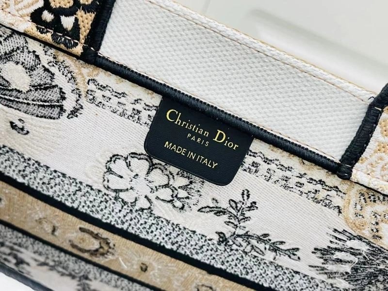 Versatile Christian Dior Shopping Bags 75578