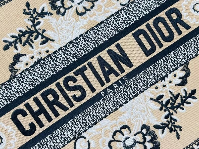 Christian Dior Shopping Bags Effortless 75575