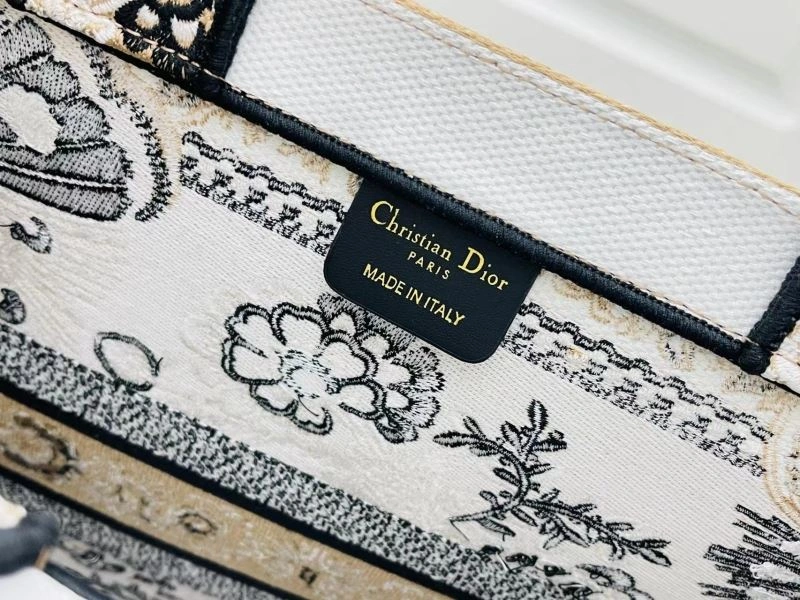 Christian Dior Shopping Bags Effortless 75575