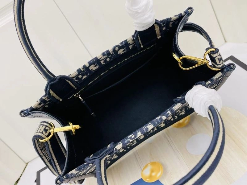 Compact Christian Dior Shopping Bags 75574