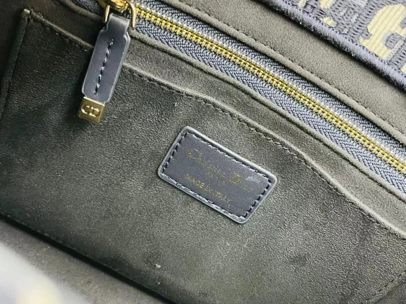 Compact Christian Dior Shopping Bags 75574