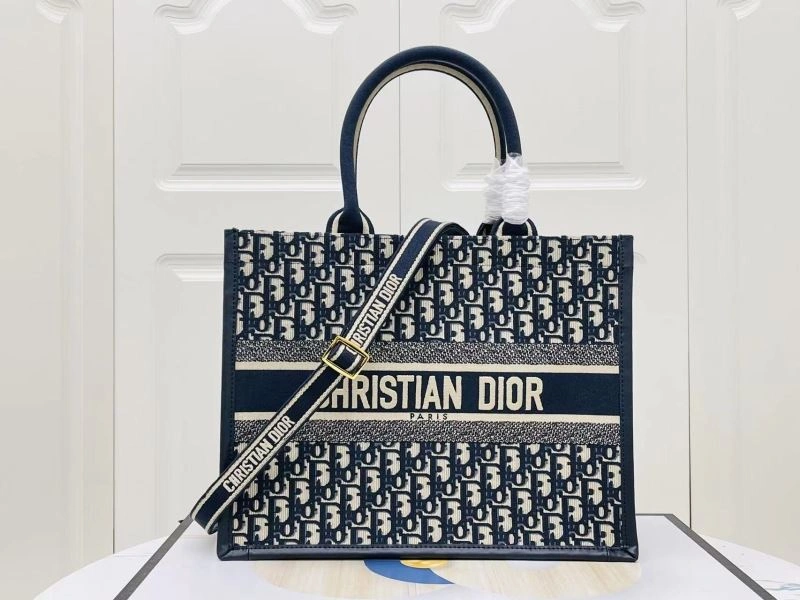 Christian Dior Shopping Bags Lightweight 75576