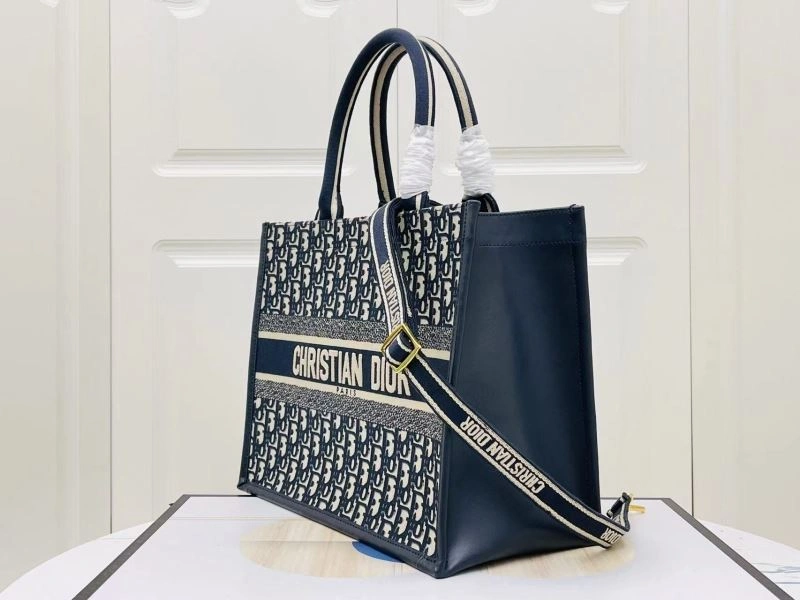 Christian Dior Shopping Bags Lightweight 75576