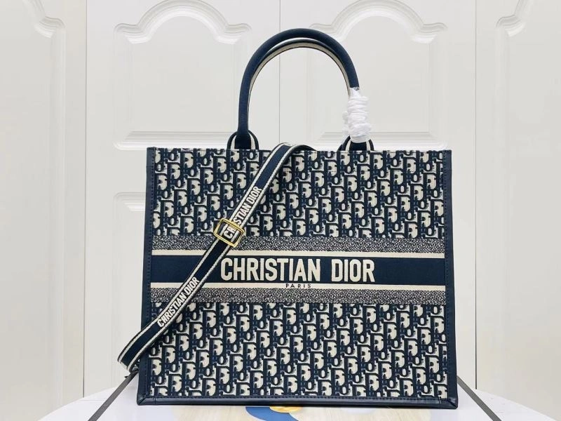 Christian Dior Shopping Bags Lightweight 75573