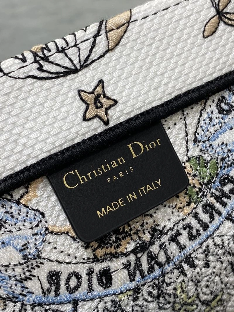 Compact Christian Dior Shopping Bags 75558