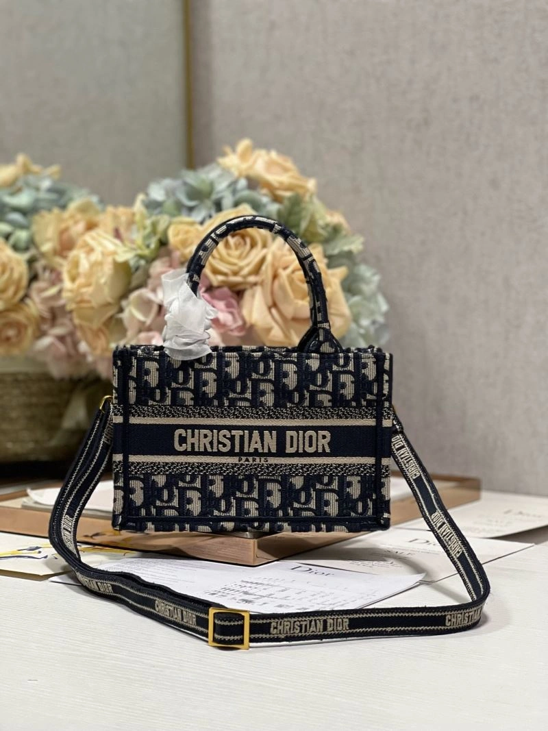 Unisex Christian Dior Shopping Bags 75547