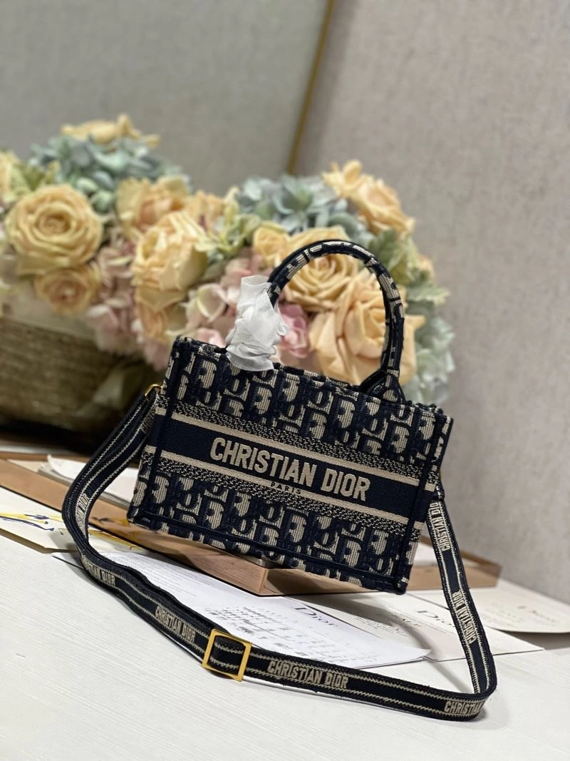 Unisex Christian Dior Shopping Bags 75547