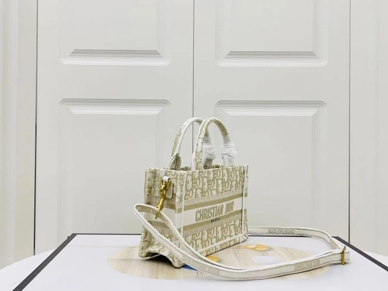 Christian Dior Shopping Bags Premium 75551