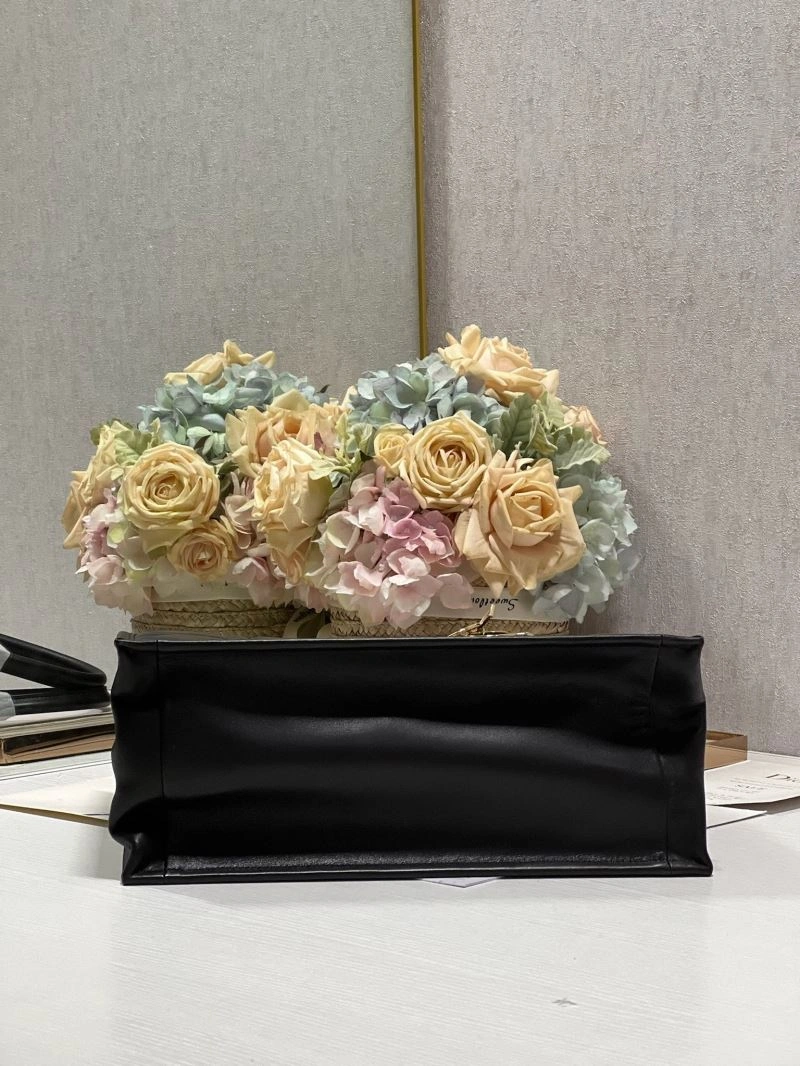 Snug Christian Dior Shopping Bags 75546