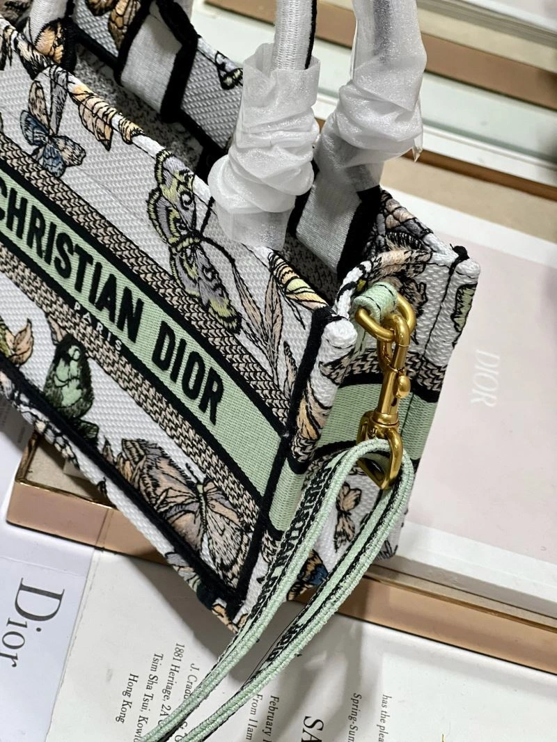 TechFriendly Christian Dior Shopping Bags 75538