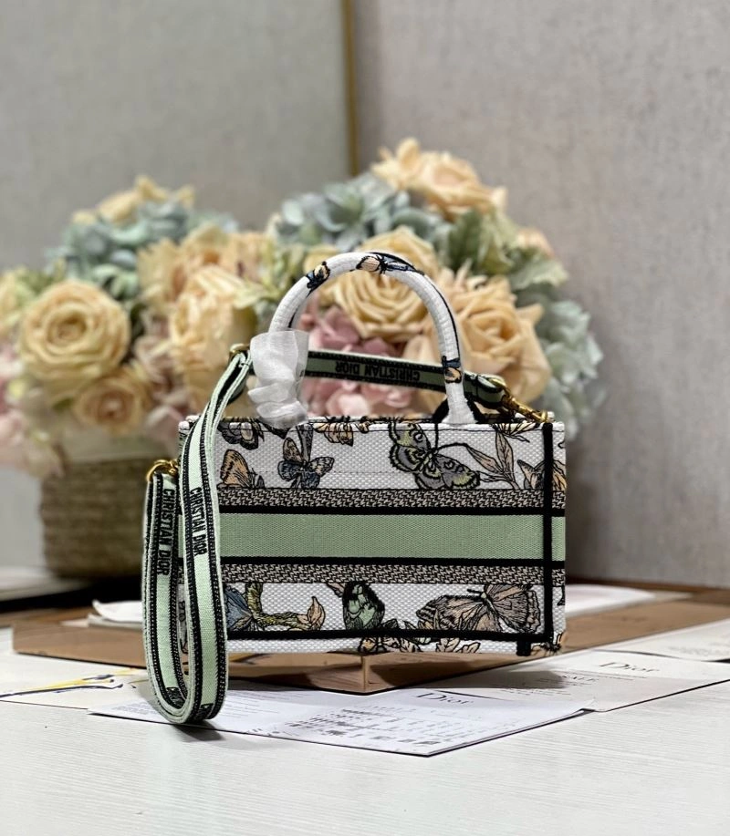 TechFriendly Christian Dior Shopping Bags 75538