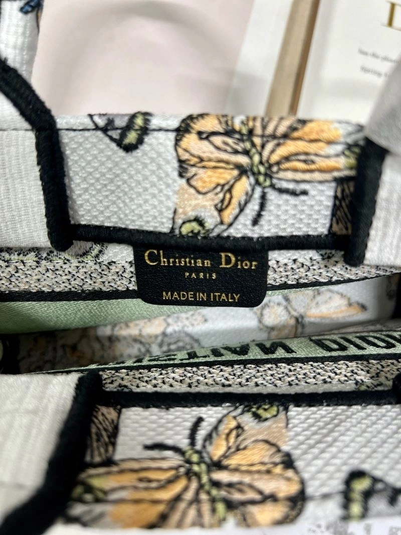TechFriendly Christian Dior Shopping Bags 75538