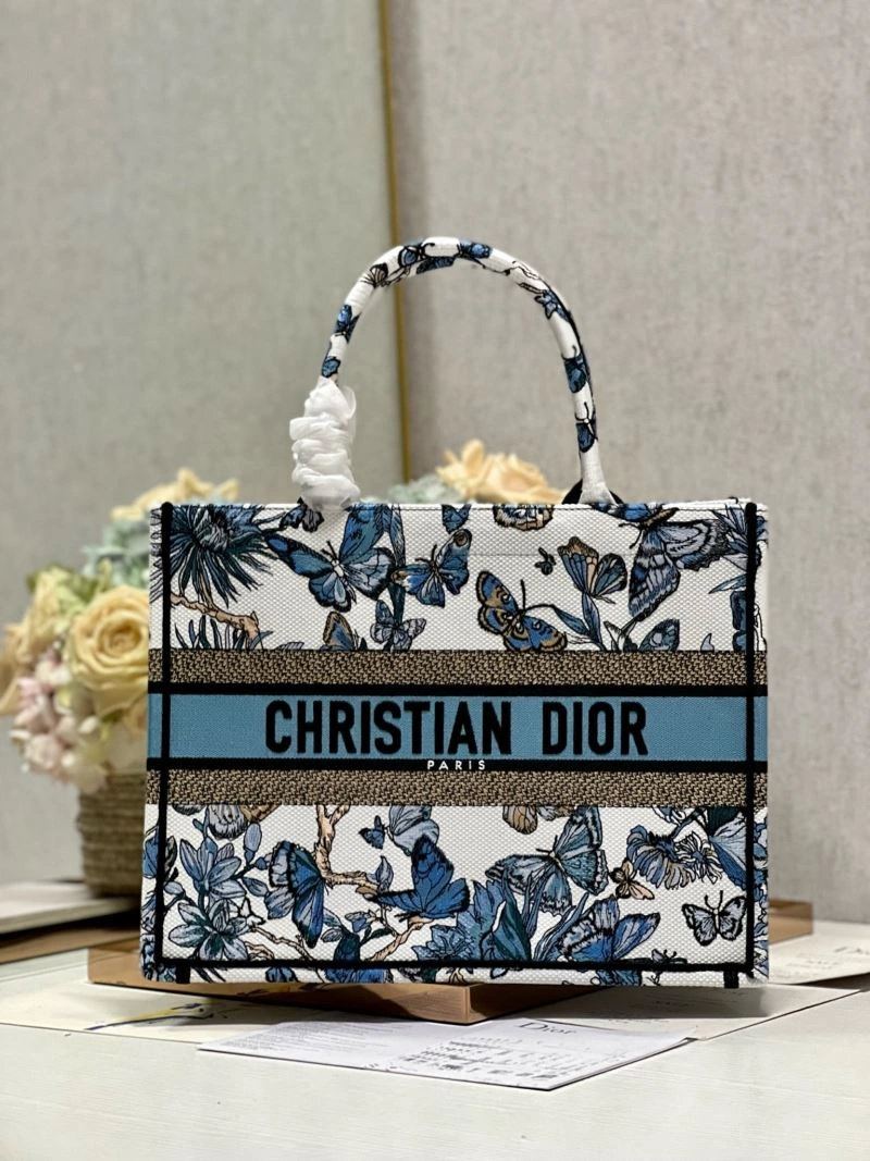 UrbanChic Christian Dior Shopping Bags 75513