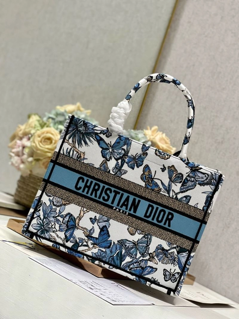 UrbanChic Christian Dior Shopping Bags 75513