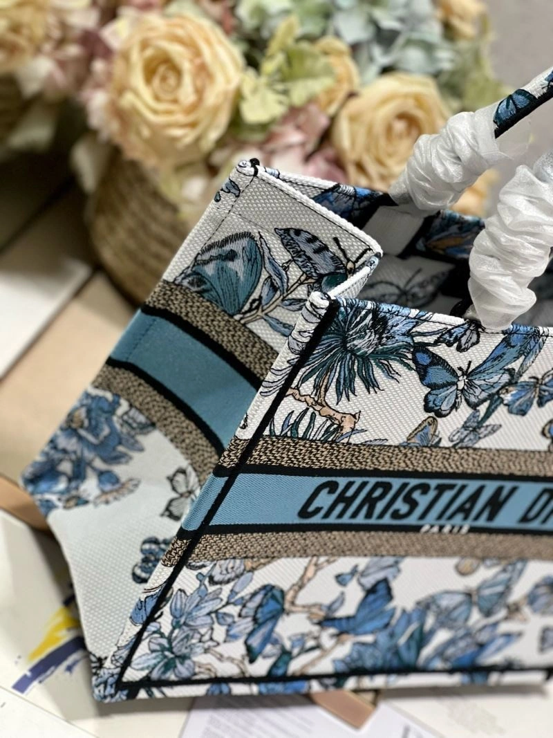 UrbanChic Christian Dior Shopping Bags 75513