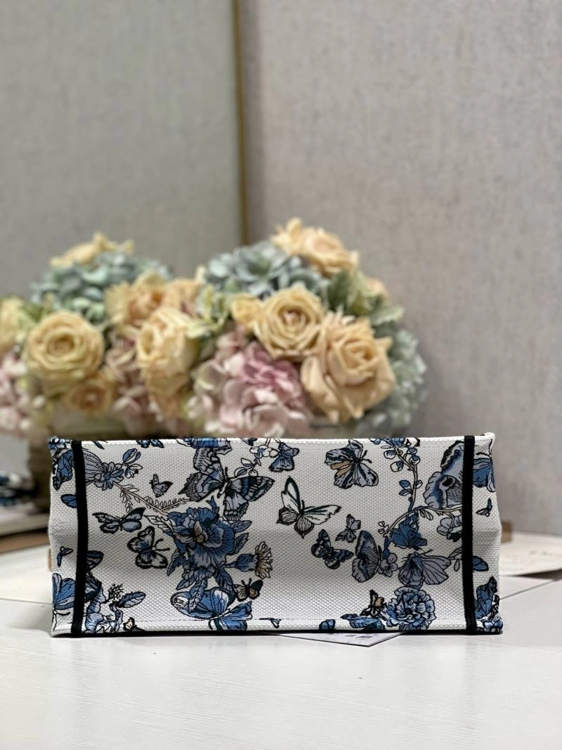 UrbanChic Christian Dior Shopping Bags 75513