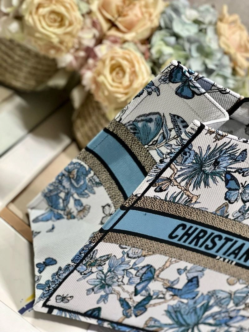 Seasonal Christian Dior Shopping Bags 75517