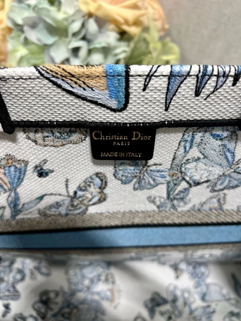 Seasonal Christian Dior Shopping Bags 75517