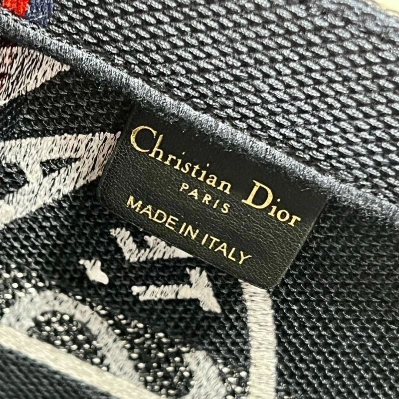FashionForward Christian Dior Shopping Bags 75510