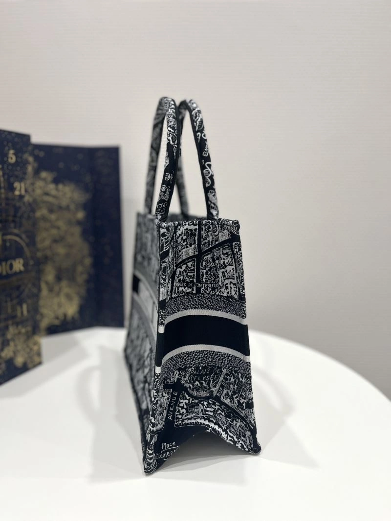Christian Dior Shopping Bags FashionForward 75508