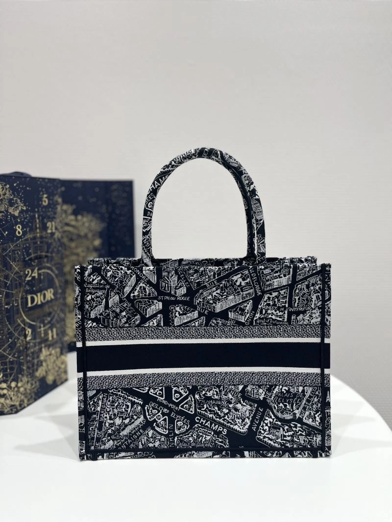 Christian Dior Shopping Bags FashionForward 75508