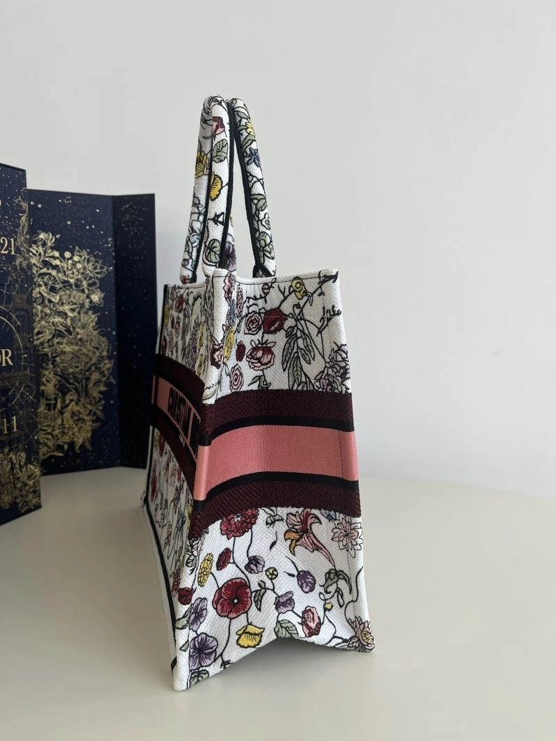 Trendsetting Christian Dior Shopping Bags 75495
