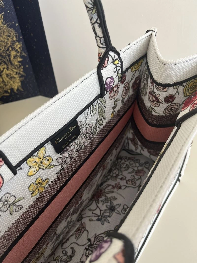 Trendsetting Christian Dior Shopping Bags 75495